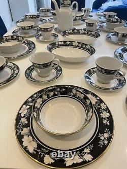 43 Piece Royal Doulton Limited Edition Intrigue collection Excellent Condition