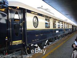 8108 Marklin Z-SCALE Orient Express Train set in great condition