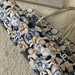 Authentic Chanel navy beige cat emoticon emoji tote bag Great condition preowned