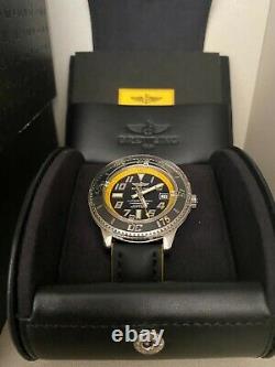 Breitling Superocean Men's Black Watch with Leather A17364 in Mint Condition