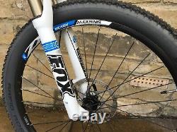 CUBE LTD RACE mountain bike medium frame very good condition cost £1,039