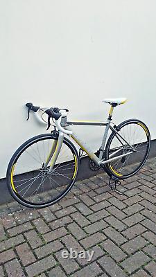 Carrera TDF Limited Edition Road Bike 46cm frame. Excellent good Condition. NEW