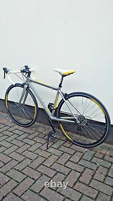 Carrera TDF Limited Edition Road Bike 46cm frame. Excellent good Condition. NEW