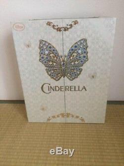 Disney Cinderella limited edition doll wedding one / 500 New condition