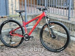 EXCELLENT CONDITION Carrera Hellcat Limited Edition 29er, 16/Small size