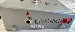 Earthquaker limited edition Sunn O Lifepedal for guitar excellent condition