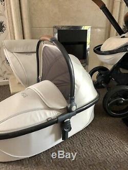 Egg Jurassic Cream Limited Edition Pram Stroller Immaculate Condition