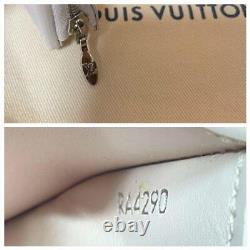 Good Condition Limited Edition Louis Vuitton Portefeuille Capucines XS 3 Fold