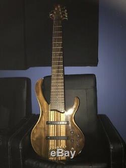 IBANEZ BTB7 limited edition 7 strings Bass in new condition With black Hard Case