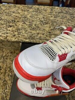 Jordan 4 Fire Red size 9.5 GREAT CONDITION