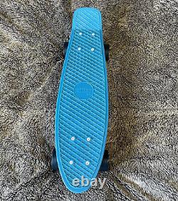 LIMITED EDITION Blue penny board 2013 signed Blue And Orange Great Condition