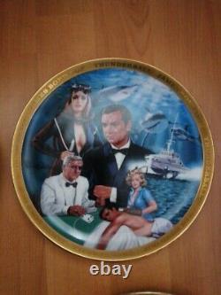 Limited Edition 007 James Bond Franklin Mint Plates Mint Condition