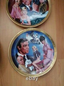 Limited Edition 007 James Bond Franklin Mint Plates Mint Condition