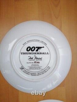 Limited Edition 007 James Bond Franklin Mint Plates Mint Condition