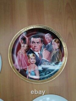 Limited Edition 007 James Bond Franklin Mint Plates Mint Condition