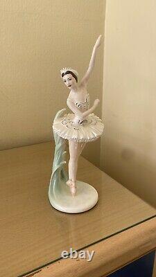 Limited Edition Margot Fonteyn signed. Ballerina Excellent Condition