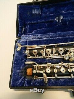 Lintone Elkhart LTD Oboe Plastic Case Very Clean Condition with Case