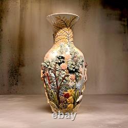 Lladro 01001997 Paradise Vase Limited Edition Perfect condition