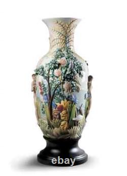 Lladro 01001997 Paradise Vase Limited Edition Perfect condition