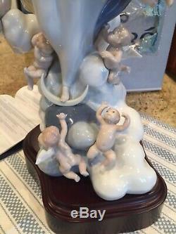 Lladro 1799 Immaculate Virgin -Ltd Ed with Wood Base & Original Box -New Condition