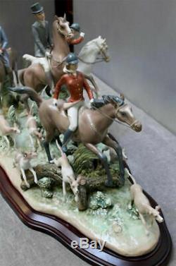 Lladro 5362 FOX HUNT Retired Limited Edition Base Included Perfect Condition
