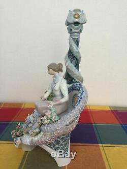 Lladro 6660 GAUDI LADY Retired Glazed Limited Edition Perfect Condition
