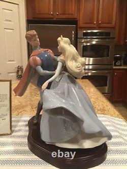 Lladro 7560 Sleeping Beautys Dance Ltd Edition with Wooden Base -Mint Condition