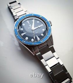 Lorier Neptune V2 Blue Automatic Watch, Very Good Condition