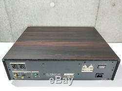 Luxman D-700S Limited Edition in Excellen Condition #W61110370A