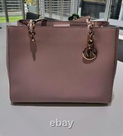 Michael Kors Pink leather very rare limited edition mint condition Hand Bag