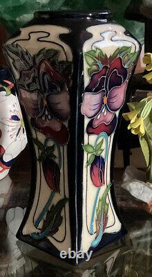 Moorcroft Glory And Dreams R. Bishop Limited Edition Vase First Mint Condition