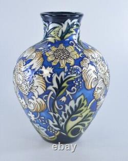 Moorcroft'Kennet' Vase by Kerry Goodwin shape 265/7 limited edition No. 10/25