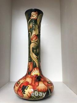 Moorcroft Pottery Allegro Flame design limited edition 150 99/15 shape