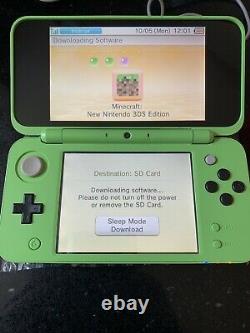New Style Nintendo 2DS XL Minecraft Creeper Limited Edition GREAT CONDITION