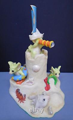 Pocket dragons.'SEASIDE CASTLE' 1999 Limited Edition. Mint Condition. Boxed