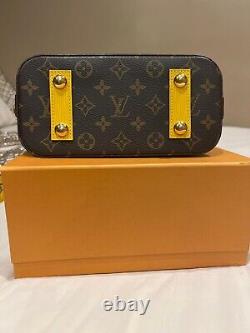 RARE Louis Vuitton Limited Edition Alma only carried once MINT CONDITION