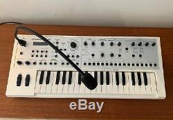 Roland JD-XI Synthesizer limited Edition WHITE boxed MINT CONDITION complete