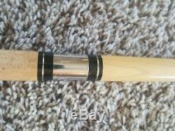 Schon ltd cue excellent condition shaft has blueing from chalk. Very rare old cue