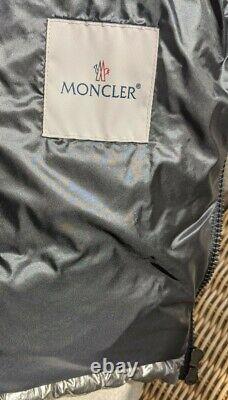 Stunning Metallic Silver MONCLER Down Jacket (Perfect condition, fits size 14)
