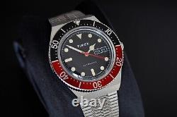TIMEX M79 Black/Red automatic steel watch Box & Papers, excellent condition