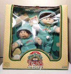 Vintage CABBAGE PATCH Limited Edition Twins with Box Exc. Condition