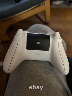 Xbox one controller used condition limited edition