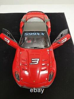 118 Hot Wheels Elite Ferrari 599xx En Édition Limitée Rouge, Mint Condition