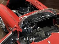 Autoart Millennium 1/18 Chevrolet Corvette 1962 Édition Limitée Bon État
