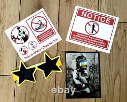 Autocollants Banksy, Carte postale et Lunettes 2D Édition Limitée 2010 en parfait état