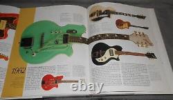 Édition limitée 1996 du livre de guitare de la collection THE CHINERY avec boîte en état neuf