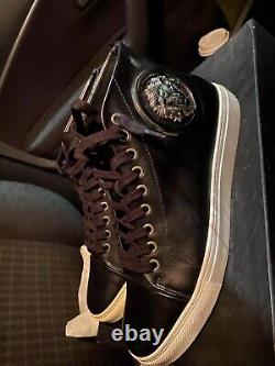 Édition limitée Chaussures noires Versace (taille UK 9) en excellent état