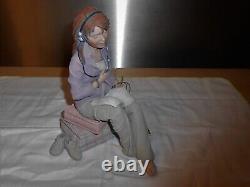 Elisa figurine/sculpture, état merveilleux, édition limitée de seulement 5000.