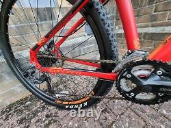 Excellent Condition Carrera Hellcat Limited Edition 29er, 16/petite Taille