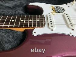Fender Stratocaster USA 1998 Ltd Purple Metallic Excellent État Hsc